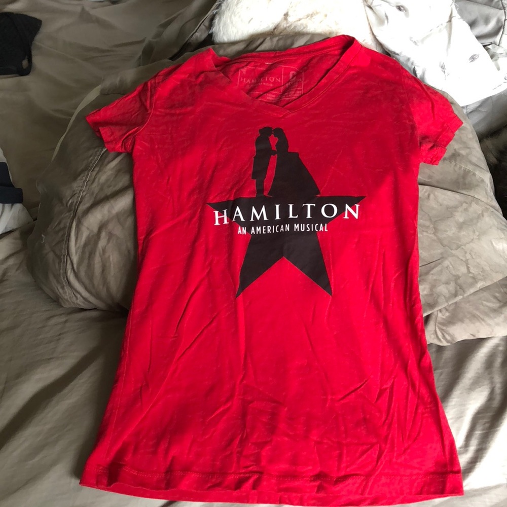 Red “Hamilton the musical” tee shirt